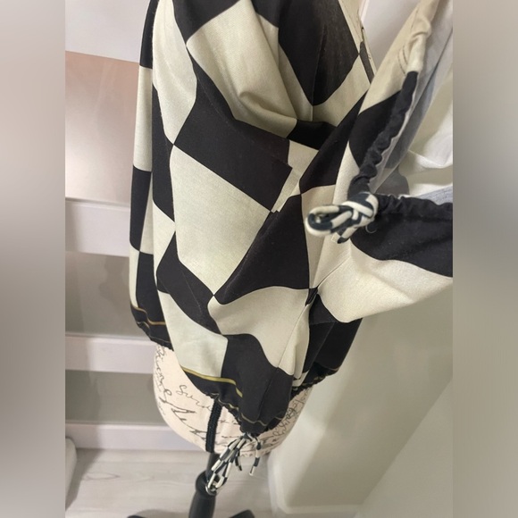 IPNG ADORABLE TOP SIZE OS EUC ☺️ - Picture 5 of 6